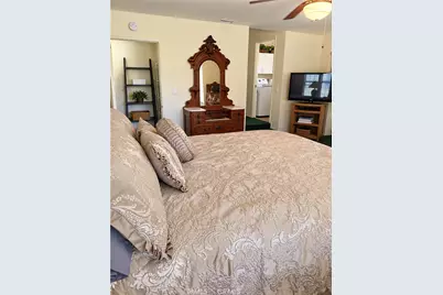 8553 Lowman, Downey, CA 90240 - Photo 10