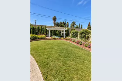 8553 Lowman, Downey, CA 90240 - Photo 8