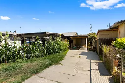 6882 Jaboneria, Bell Gardens, CA 90201 - Photo 6