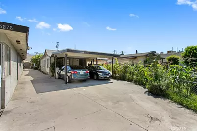 6882 Jaboneria, Bell Gardens, CA 90201 - Photo 4
