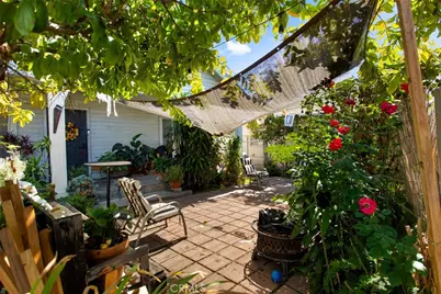 6882 Jaboneria, Bell Gardens, CA 90201 - Photo 8