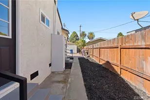 2435 Gale Ave, Long Beach, CA 90810 - Photo 32
