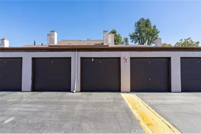 1074 S Mountain, Ontario, CA 91762 - Photo 28