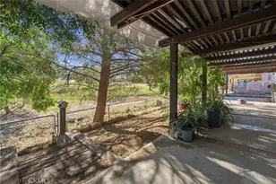 13785 Deauville, Victorville, CA 92395 - Photo 20