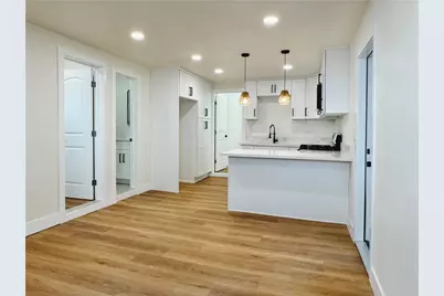 2128 N Bristol, Santa Ana, CA 92706 - Photo 20