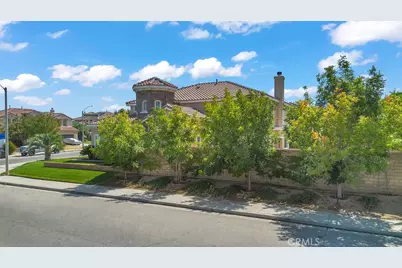 39339 Desert Lilly Court, Palmdale, CA 93551 - Photo 6