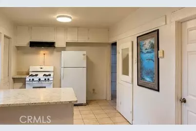 4267 Menlo, Los Angeles, CA 90037 - Photo 4