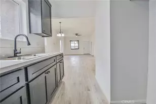 975 E 43rd, Los Angeles, CA 90011 - Photo 12