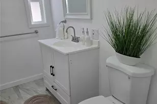 739 W 102nd, Los Angeles, CA 90044 - Photo 8