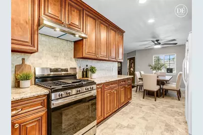 7706 Corey, Downey, CA 90242 - Photo 10
