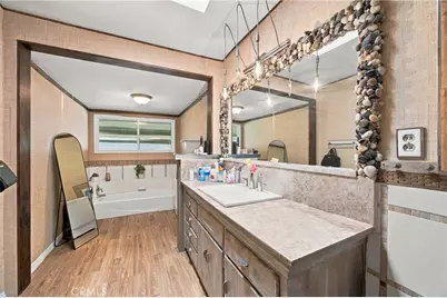 2137 Sacramento, Bakersfield, CA 93305 - Photo 16