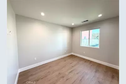 236 E E 99th, Los Angeles, CA 90003 - Photo 24