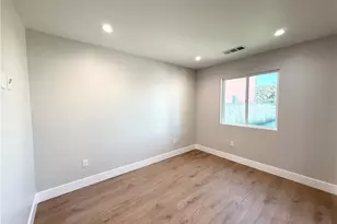 236 E E 99th, Los Angeles, CA 90003 - Photo 24