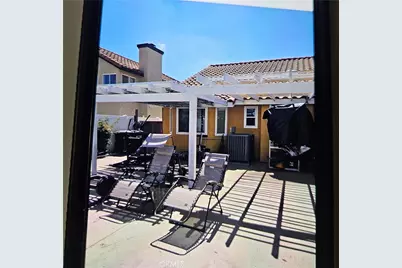 184 N Massachusetts, Lake Elsinore, CA 92530 - Photo 2
