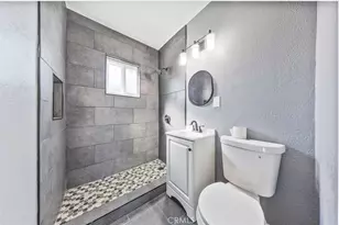1202 E 76th St, Los Angeles, CA 90001 - Photo 28