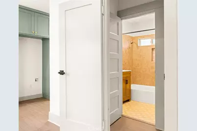 1132 W 56th, Los Angeles, CA 90037 - Photo 38