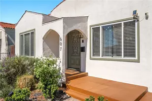 607 W 111th Pl, Los Angeles, CA 90044 - Photo 2