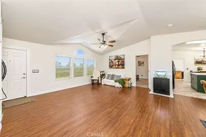 22241 Nisqually Road #85, Apple Valley, CA 92308 - Photo 6