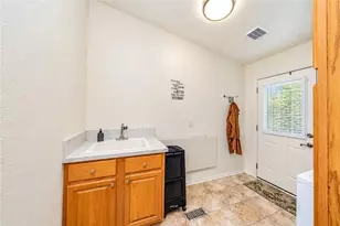 22241 Nisqually Road, Apple Valley, CA 92308 - Photo 14