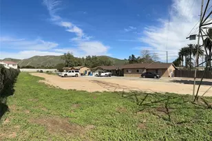 9085 Bellegrave, Riverside, CA 92509 - Photo 2