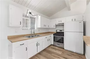 2260 Deep Creek Dr, Arrowbear, CA 92382 - Photo 16