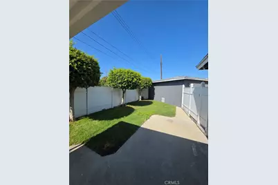 20807 Doble, Torrance, CA 90502 - Photo 14