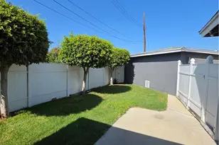 20807 Doble, Torrance, CA 90502 - Photo 14