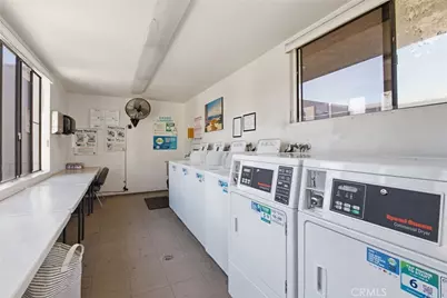 729 S Hobart Boulevard #11, Los Angeles, CA 90005 - Photo 30