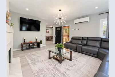 1901 W 64th Street, Los Angeles, CA 90047 - Photo 12