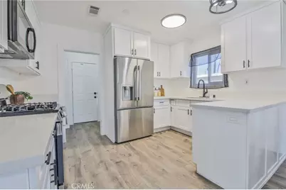 4616 Hammel, Los Angeles, CA 90022 - Photo 10
