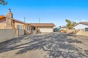 5688 Baileya, 29 Palms MCB, CA 92277 - Photo 2