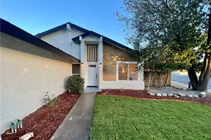 27502 Caraway, Saugus, CA 91350 - Photo 2