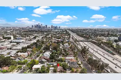 2020 S Gramercy, Los Angeles, CA 90018 - Photo 40