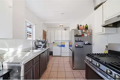 9310 Zamora Avenue, Los Angeles, CA 90002 - Photo 8