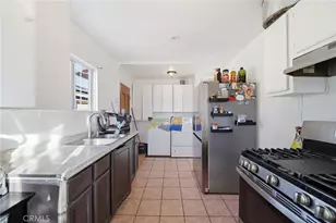 9310 Zamora Ave, Los Angeles, CA 90002 - Photo 8