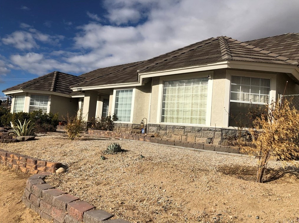 17320 Buckthorn Ave, Hesperia, CA 92345-6900
