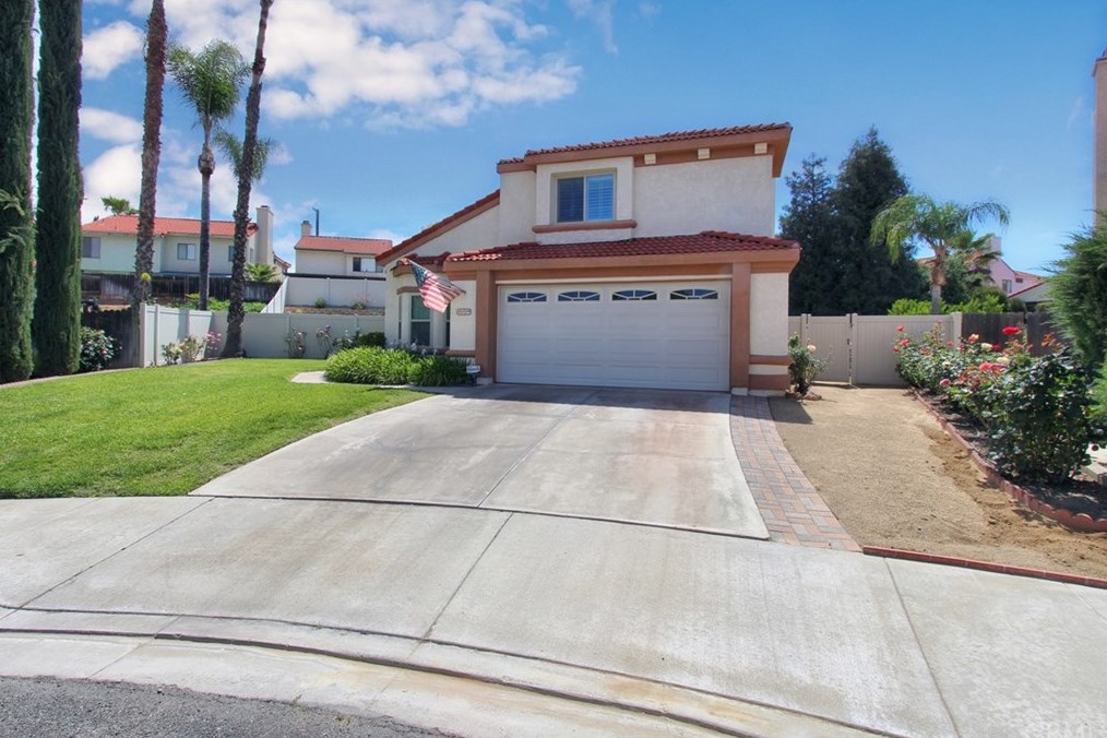 10729 Independence Ct, Redlands, CA 92374-7637