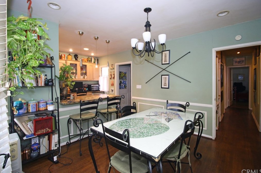 1657 Garth Ave, Los Angeles, CA 90035-3605