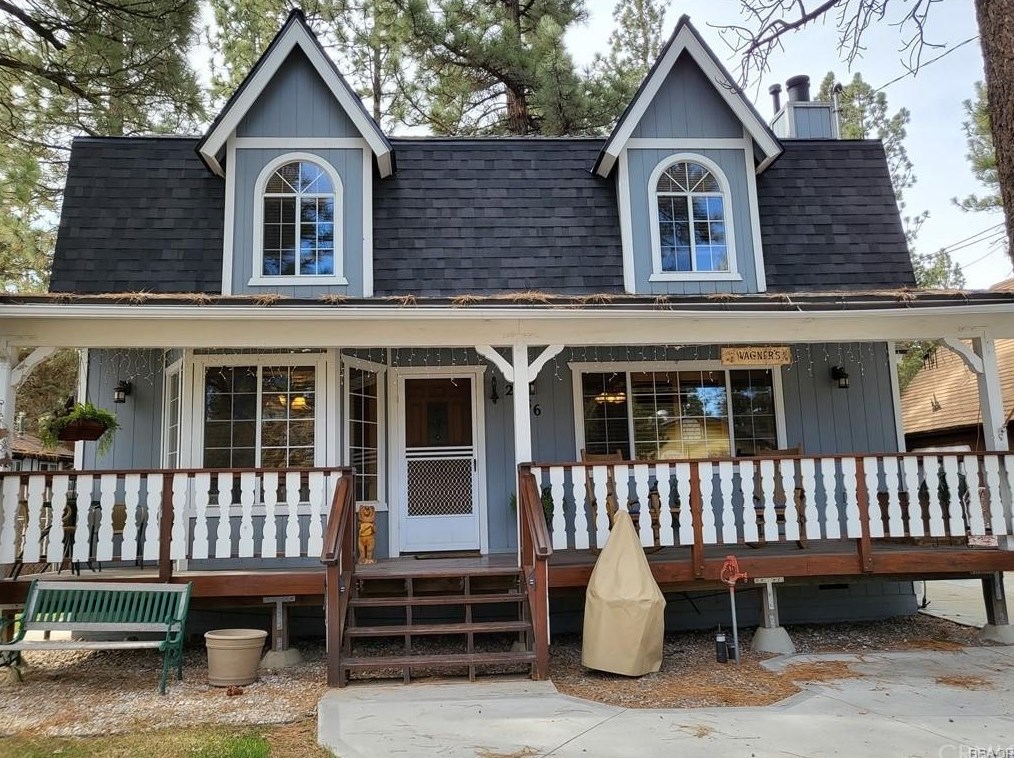 2086 7th Ln, Big Bear City, CA 92314