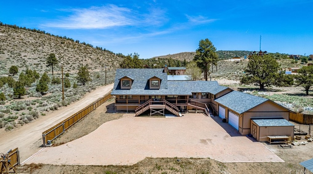 46125 Vale Dr, Big Bear City, CA 92314