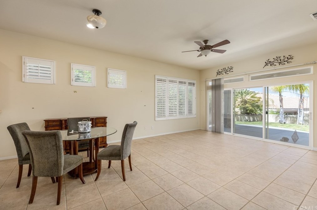 5000 Vintage Cir, Banning, CA 92220-6694