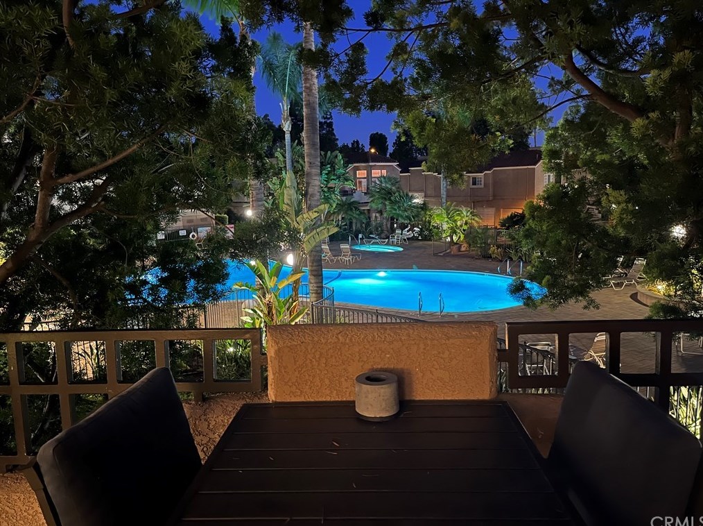 27286 Ryan Dr, Laguna Beach CA  92677-3558 exterior