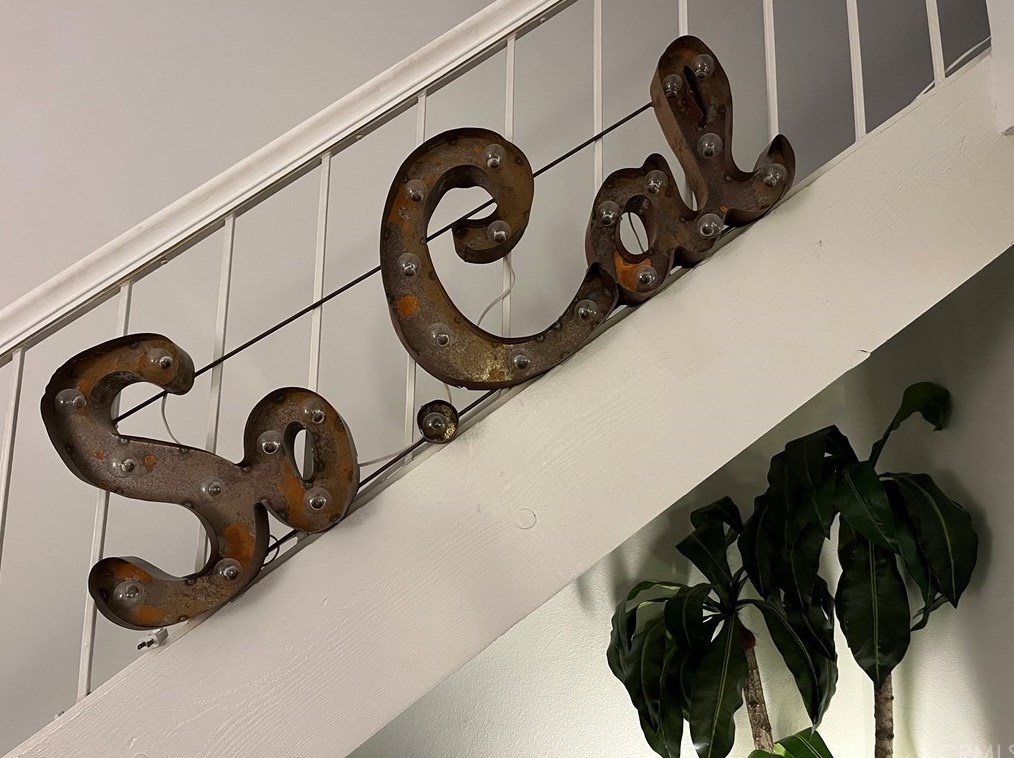 27286 Ryan Dr, Laguna Beach CA  92677-3589 exterior