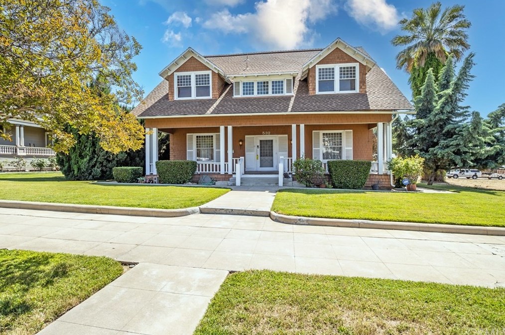 532 Cajon St, Redlands, CA 92373