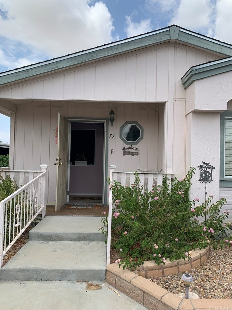 69525 Dillon Rd #71, Desert Hot Springs, CA 92241