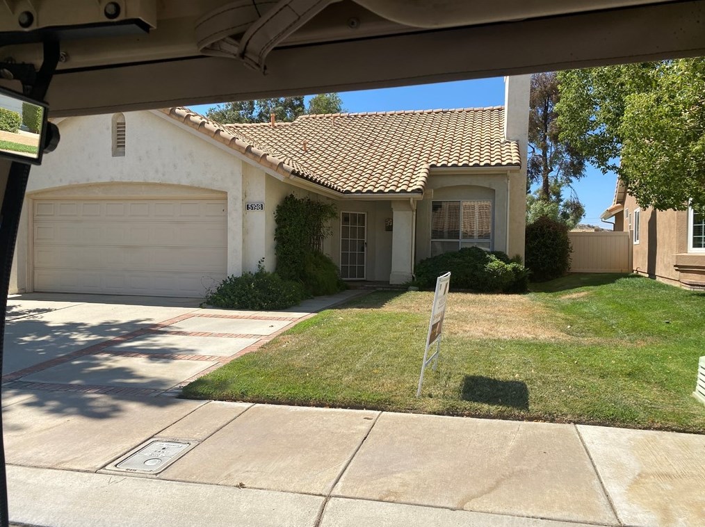 5198 Savannah Dr, Banning, CA 92220-6403