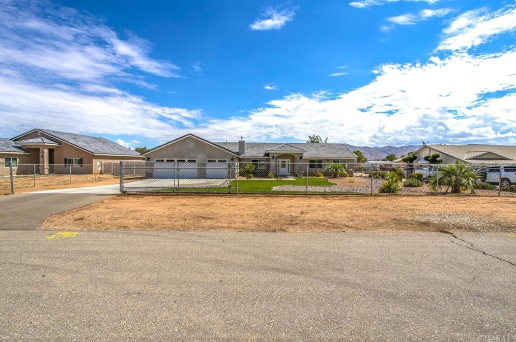 7593 Paisley Ave, Hesperia, CA 92345-7331