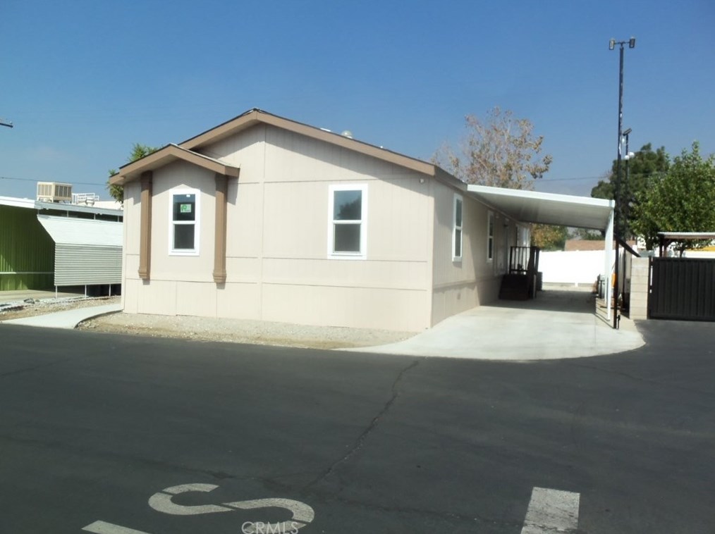 655 E Main St #84, San Jacinto, CA 92583