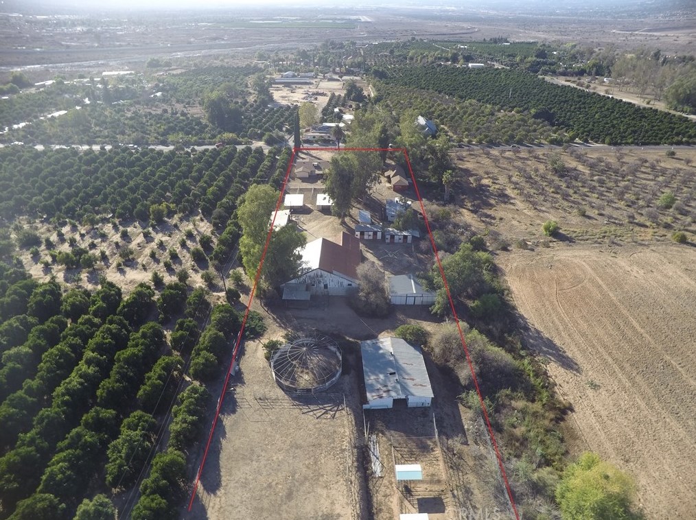 9309 Garnet Ave, Mountain Home Village, CA 92359