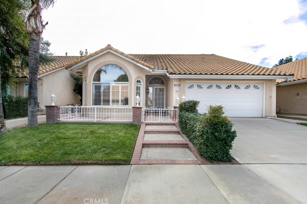 1083 Riviera Ave, Banning, CA 92220-5112